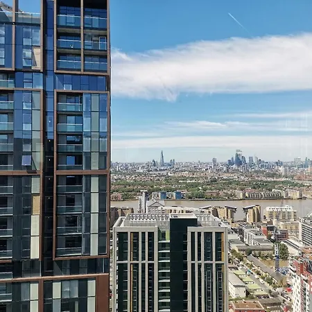 Charles Hope Canary Wharf South Quay Londres Extérieur photo